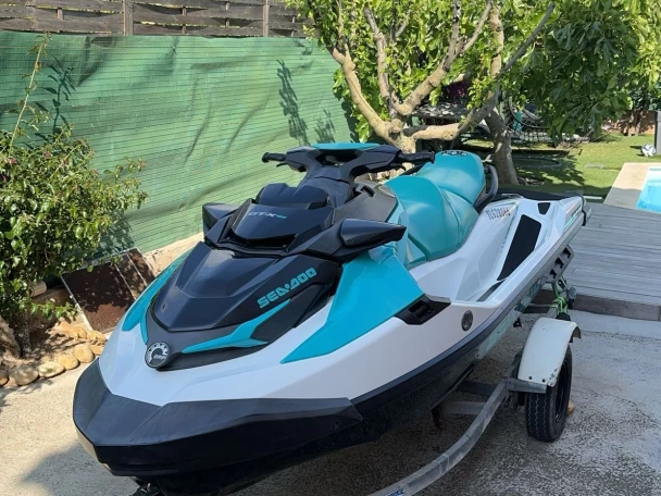 Hyr en Sea-Doo GTX PRO La Londe-les-Maures 