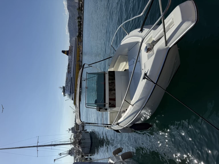 Yacht charter Toulon billig Cap Camarat 695 WA