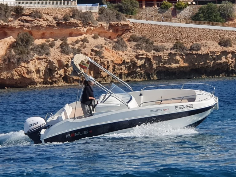 Hyr en Remus Remus 550 open Torrevieja 