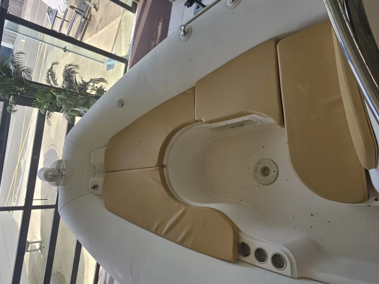 Zodiac Medline II charter bareboat eller skeppad i Biscarrosse