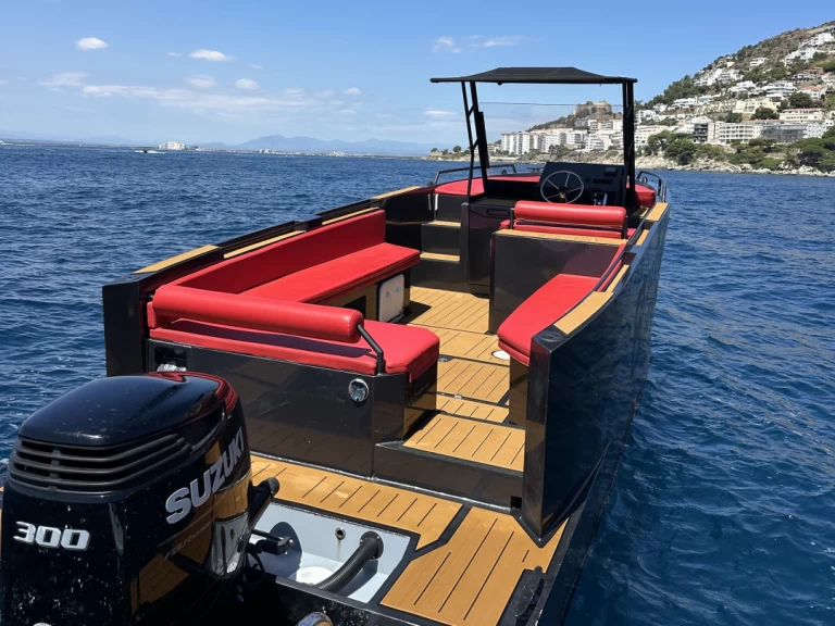 Hyr en BravaBoats BA 75 Roses 