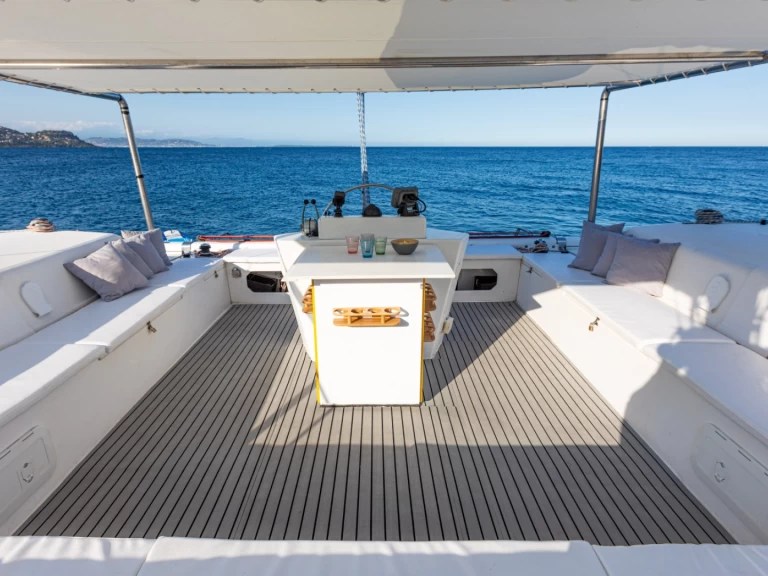 Yacht charter Théoule-sur-Mer billig Lady Hawke 39 Cabrio