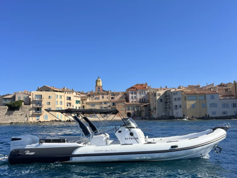 Uthyrning RIB i Port Cogolin - Ranieri Cayman 31 Sport Touring