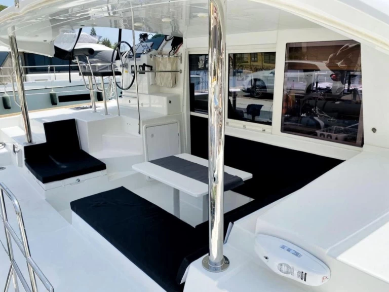 Hyr en Lagoon Lagoon 400 S2 La Savina 