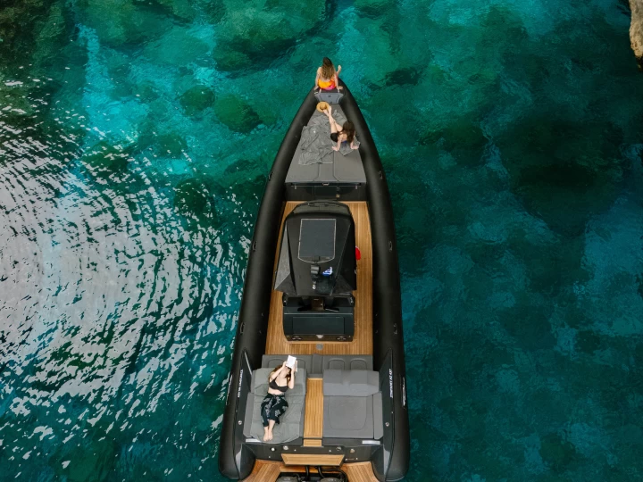 Ribco SF-36X charter bareboat eller skeppad i Sifnos