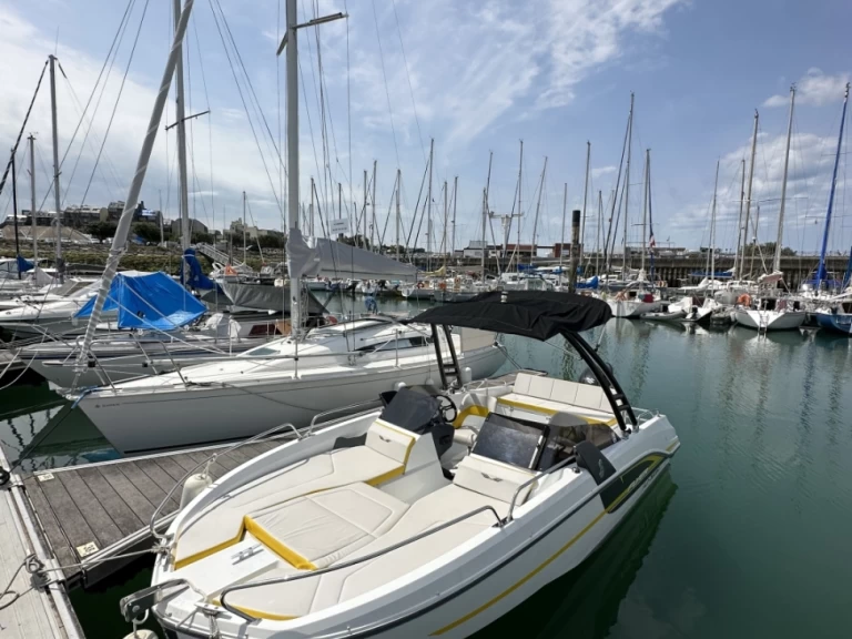 Yacht charter Les Minimes billig Flyer 6.6 SPORTdeck