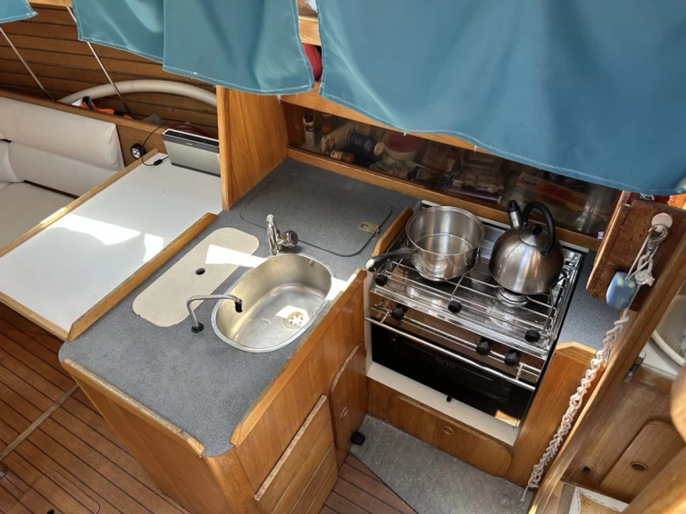 Segelbåt  för uthyrning La Grande-Motte till det bästa priset 