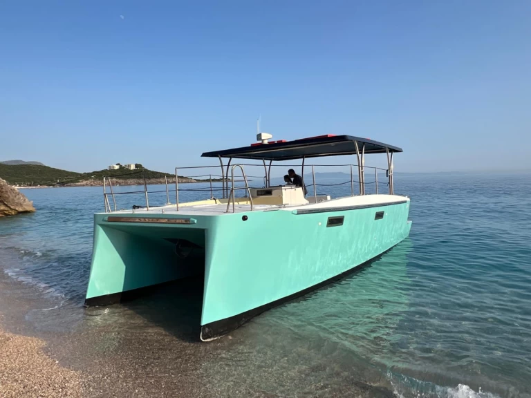 Uthyrning Katamaran  Aliboats med en båtlicens 