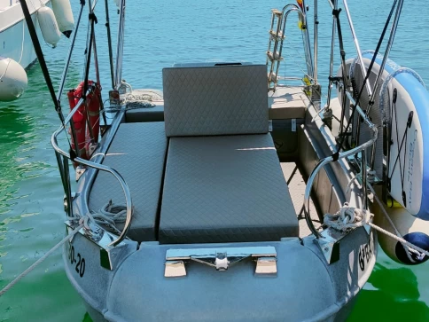 Whaly Whaly 500 charter bareboat eller skeppad i Castellón de la Plana/Castelló de la Plana