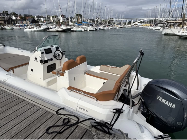 Hyr en Zodiac Medline 6.8 La Trinité-sur-Mer 