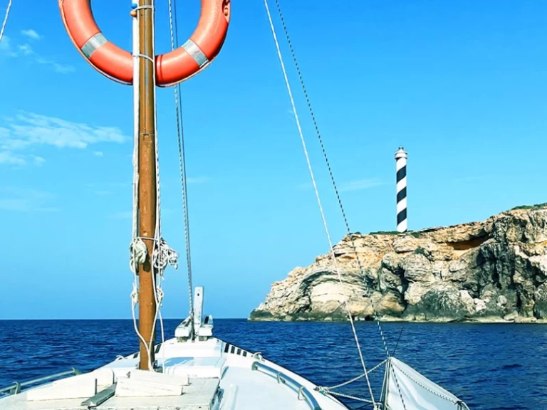 Hyra Segelbåt  med eller utan skeppare Plastic Siller Portinatx 