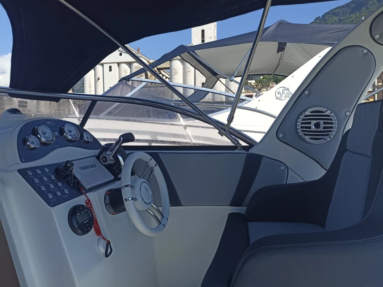 Hyra Motorbåt  med eller utan skeppare Italmar Castellammare di Stabia 