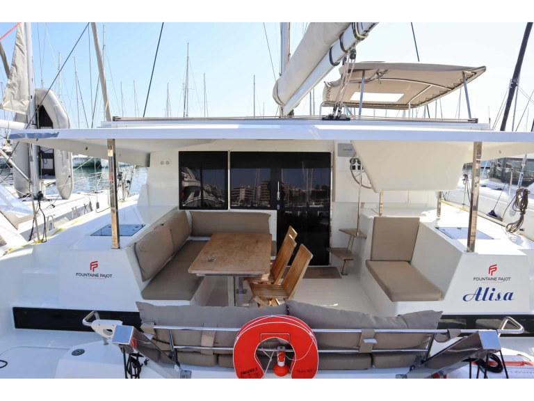 Uthyrning Ligia - Fountaine Pajot Lucia 40 av Samboat 