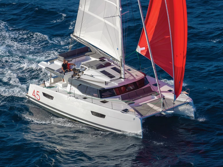 Fountaine Pajot Elba 45 charter bareboat eller skeppad i Šibenik 
