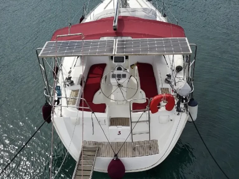 Hyra Segelbåt  med eller utan skeppare Bénéteau Kallithéa 