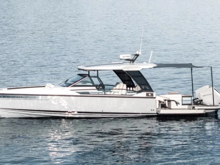 Uthyrning Motorbåt  Saxdor med en båtlicens 