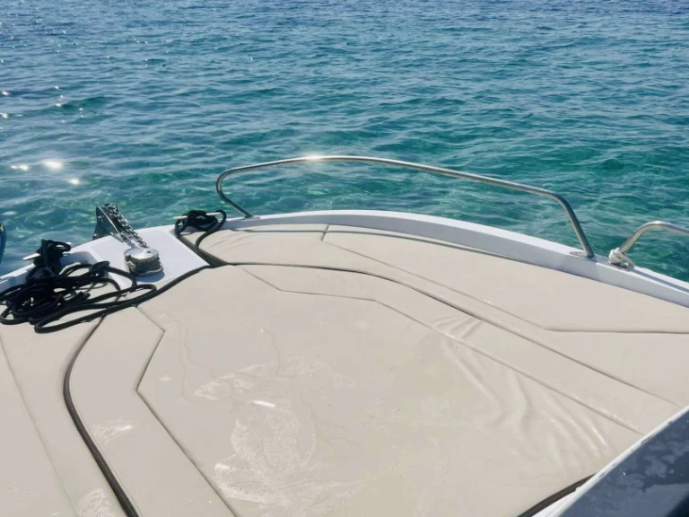 Uthyrning Hyeres - Bénéteau Flyer 6.6 SUNdeck av Samboat 