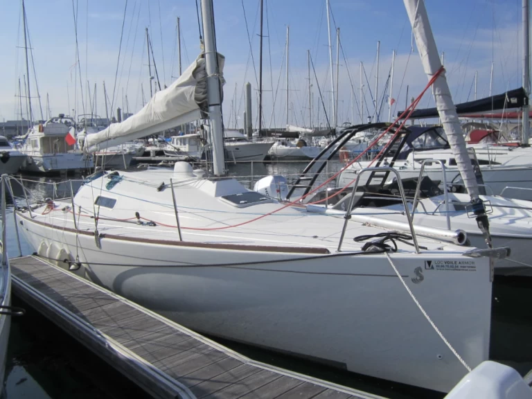 Hyr en First 27.7 (2 cab) First 27.7 Port-Haliguen 