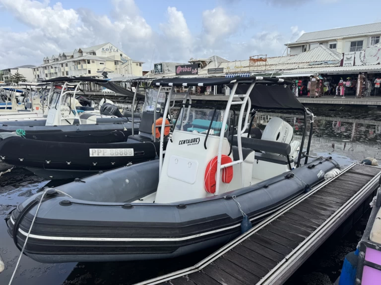 RIB för uthyrning Saint-François till det bästa priset 