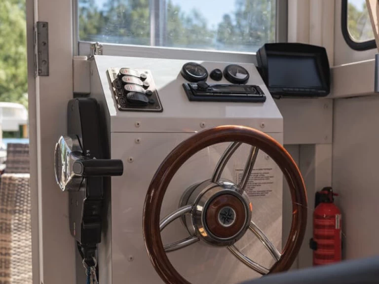 Kanalbåt för uthyrning Zehdenick till det bästa priset 