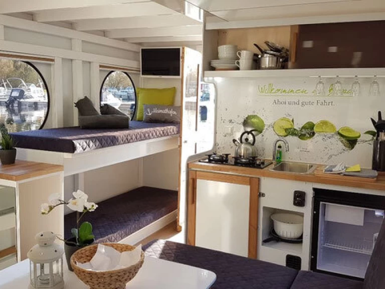 Hausboot Hausboot Valencia charter bareboat eller skeppad i Zehdenick