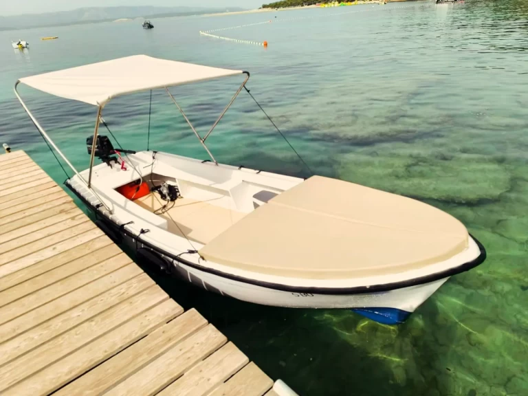 Hyra Motorbåt  med eller utan skeppare Pasara Bol 