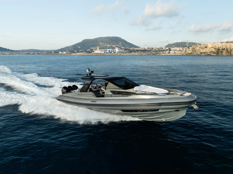 Yacht charter Porto Badino billig Salpa Soleil 52