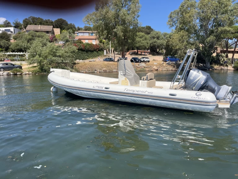 RIB för uthyrning Porto-Vecchio till det bästa priset 