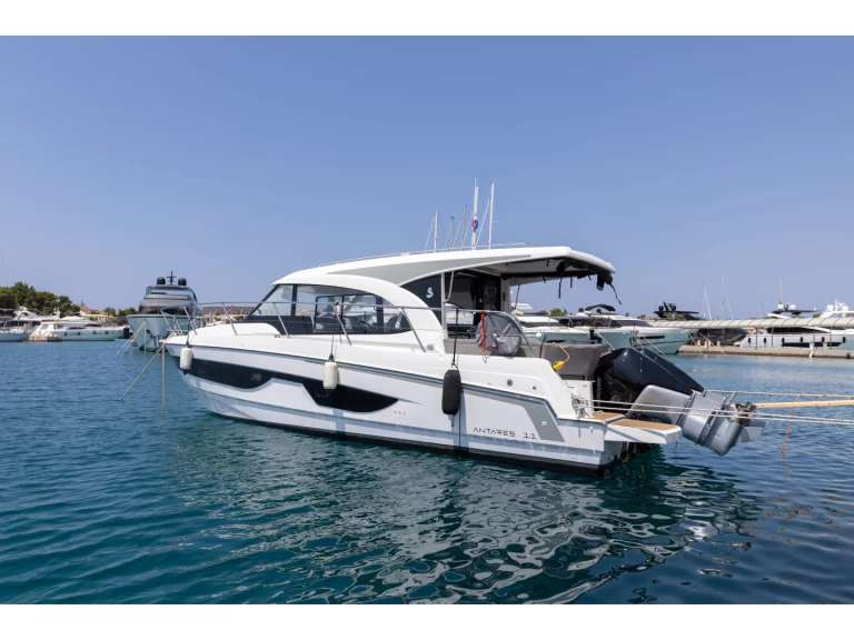 Uthyrning Motorbåt  i Rogoznica - Bénéteau Antares 11 OB