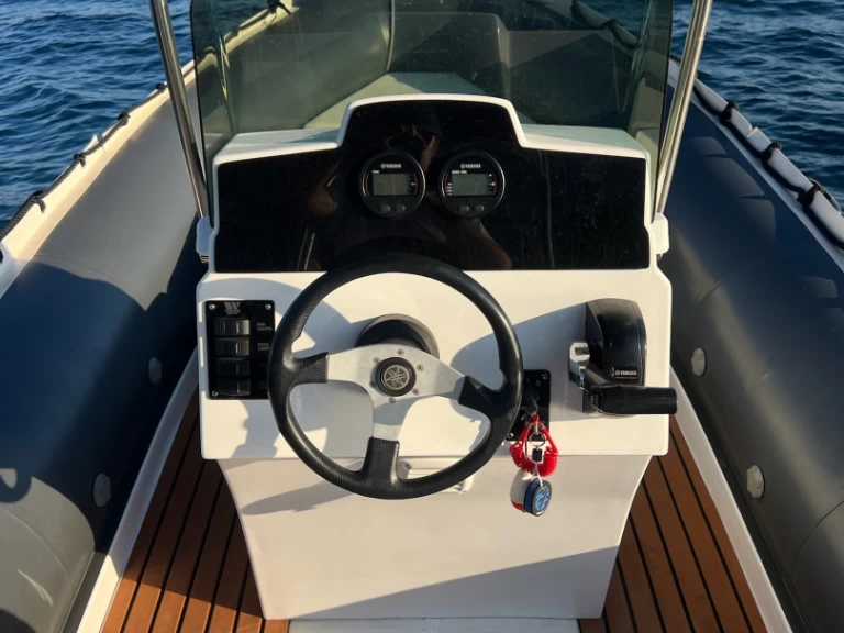 Hyr en Joker Boat Master Empuriabrava 