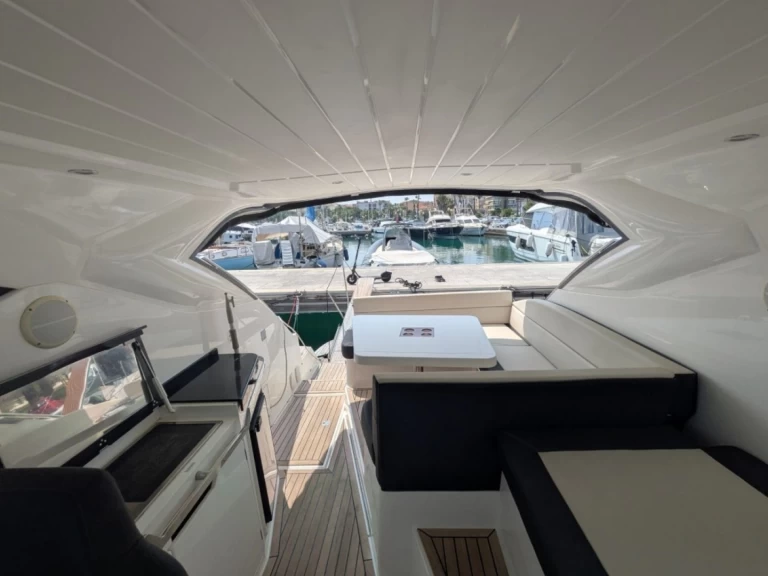 Båtuthyrning Galeon Galeon 405 HTL i Antibes på Samboat 