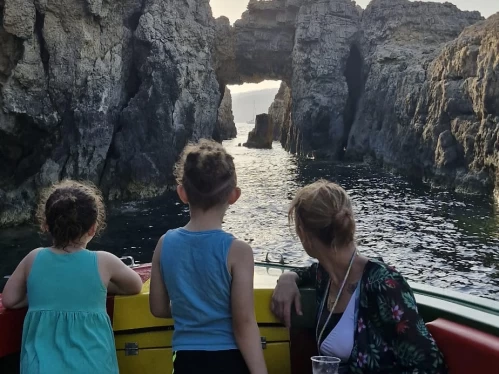 Uthyrning Motorbåt  i Ċirkewwa - Coronet motoring