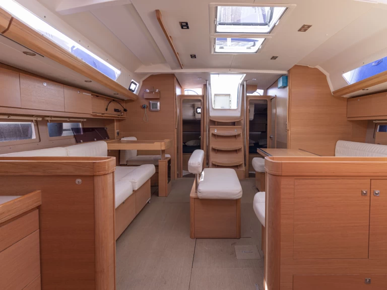 Uthyrning Segelbåt  Dufour med en båtlicens 