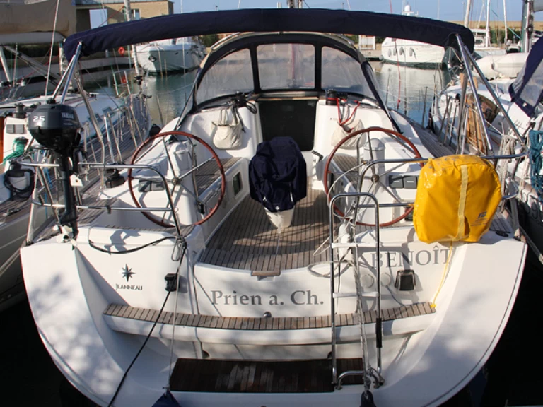 Yacht charter San Vincenzo billig Sun Odyssey 42i