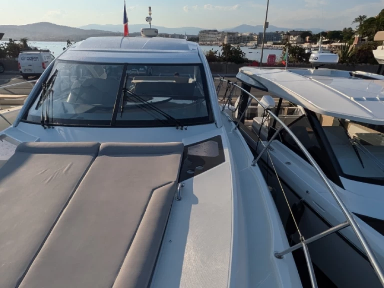 Yacht charter Monako  billig 42