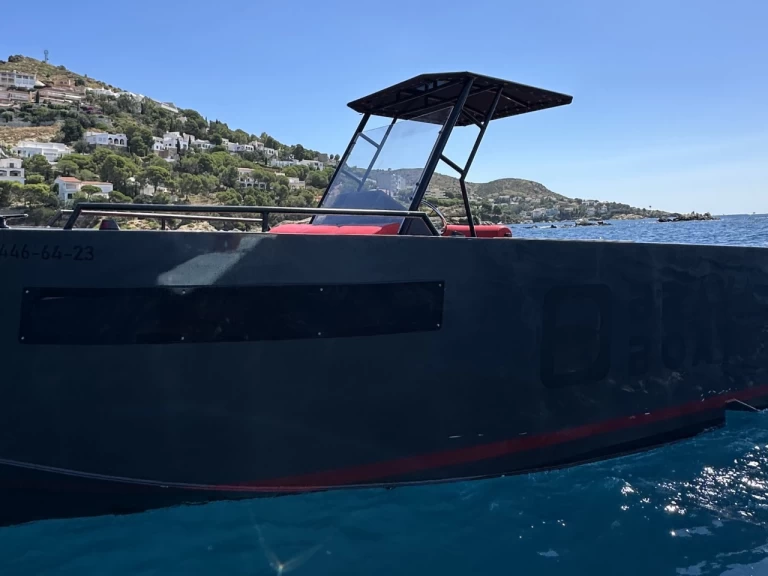 Hyr en BravaBoats BA 75 Roses 