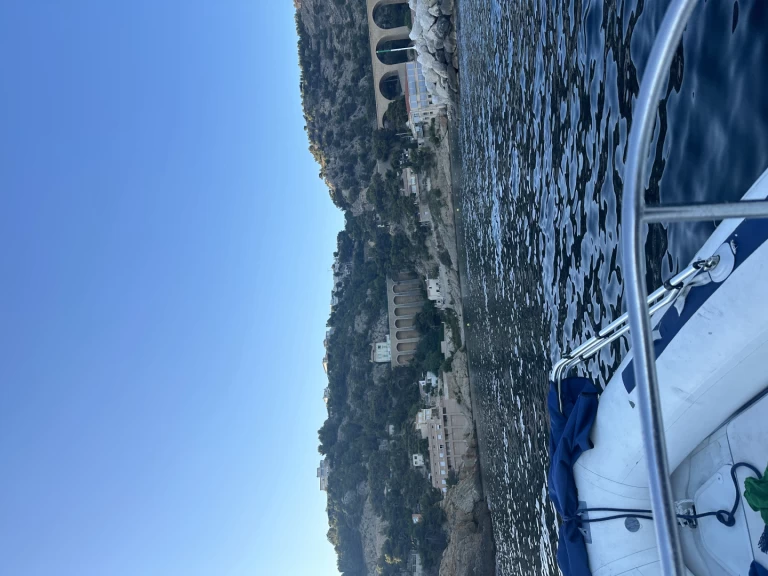 RIB för uthyrning L'Estaque till det bästa priset 