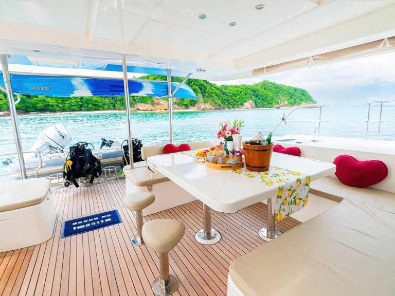 Båtuthyrning Leopard Leopard 51 Powercat i Ao Chalong på Samboat 