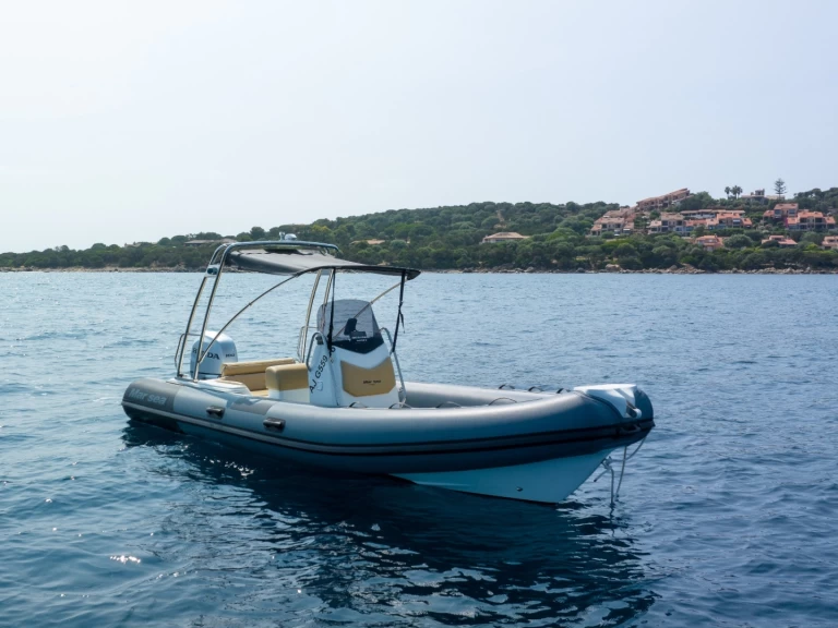 Uthyrning Porto Pollo - MAR SEA MAR SEA 570 av Samboat 
