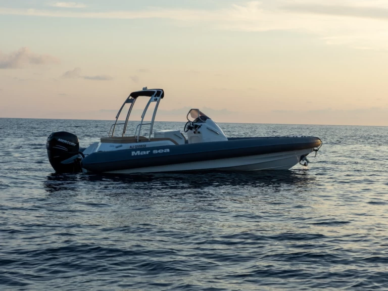 Hyr en Marsea MARSEA 850 Porto Pollo 