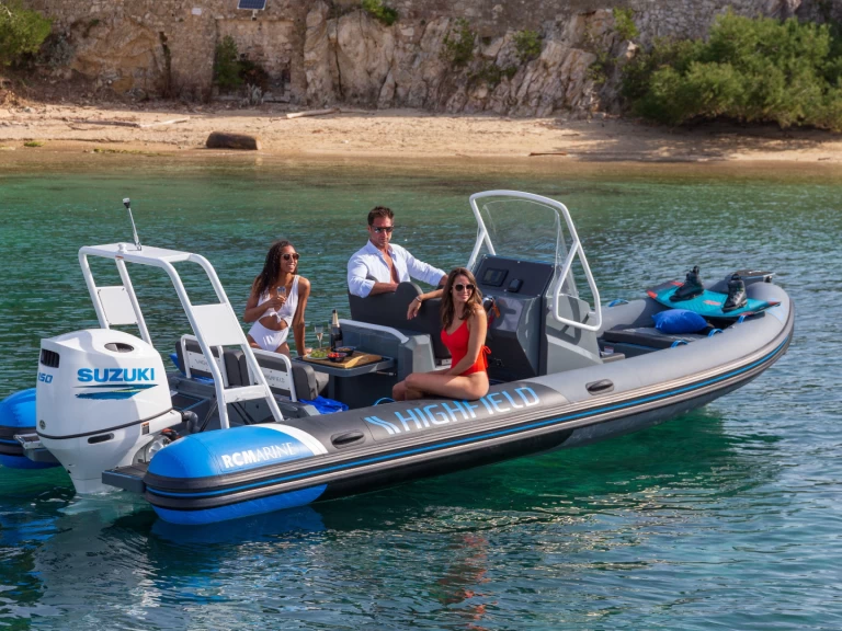 Yacht charter La Rochelle billig Patrol 660