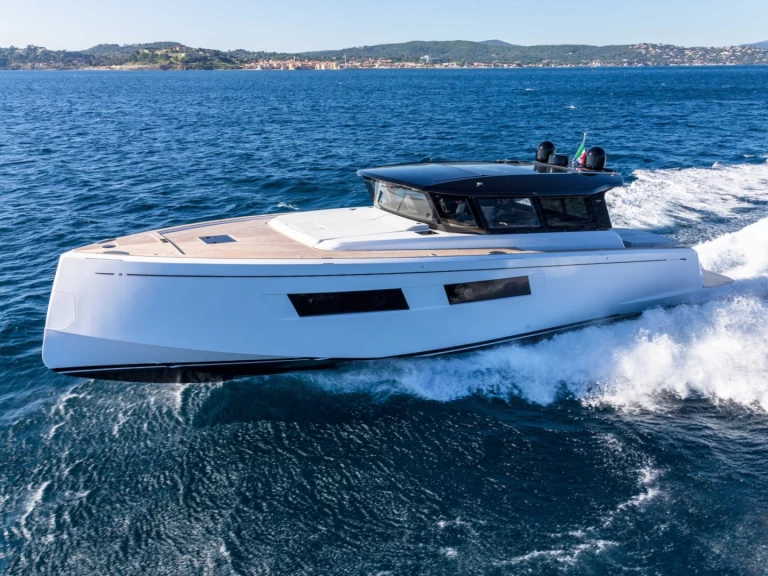 Båtuthyrning Pardo Yachts PARDO 52 GT i Saint-Tropez på Samboat 