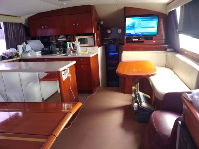 Hyr en Ocean Yachts Super Sport Bahía Culebra 