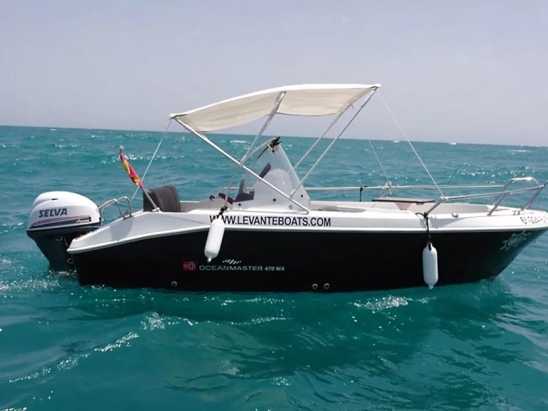 Ocean Master OCEAN MASTER 470 WA charter bareboat eller skeppad i Torrevieja