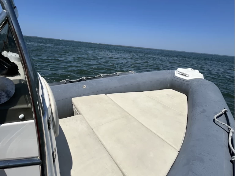 Hyr en Joker Boat Coaster 600 Arcachon 