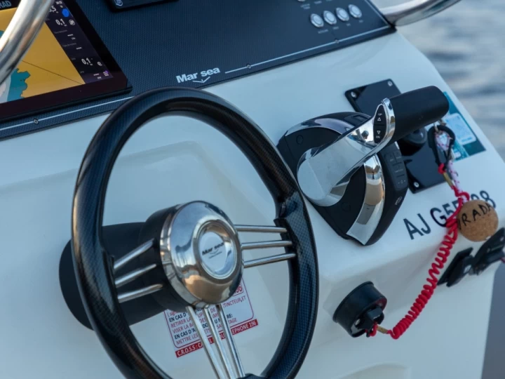 Hyr en Marsea MARSEA 850 Porto Pollo 