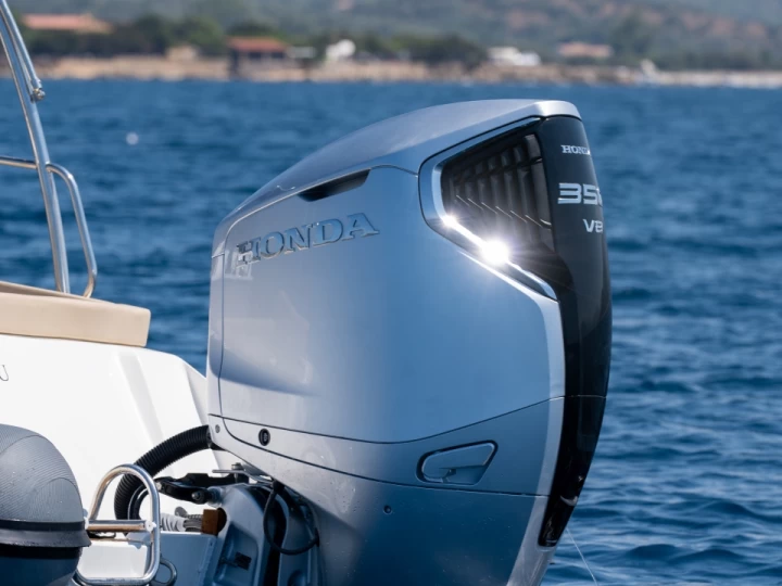 RIB för uthyrning Porto Pollo till det bästa priset 