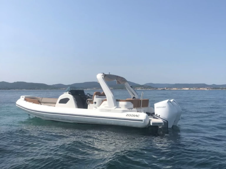 Yacht charter Port Grimaud billig Medline 9
