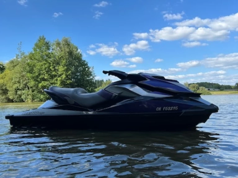 Hyra Jet ski med eller utan skeppare Sea-Doo Bénodet 