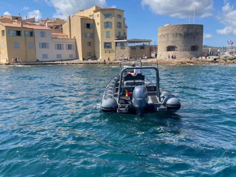 RIB för uthyrning Port Grimaud till det bästa priset 